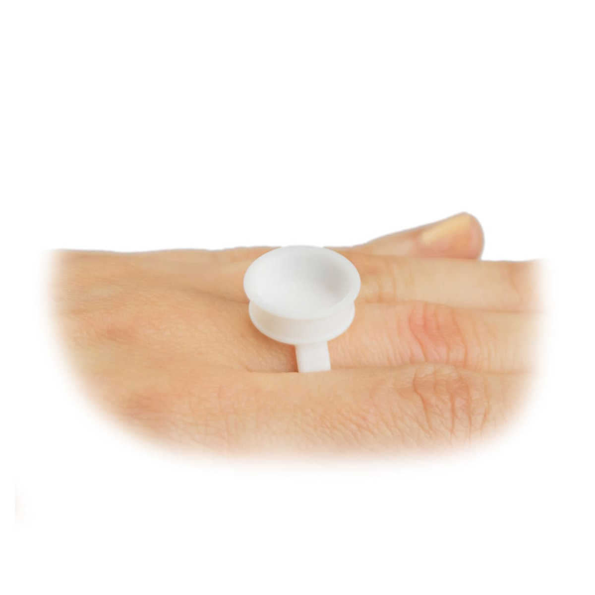 Colour finger ring - white - 100 pcs. Diameter: 17 mm